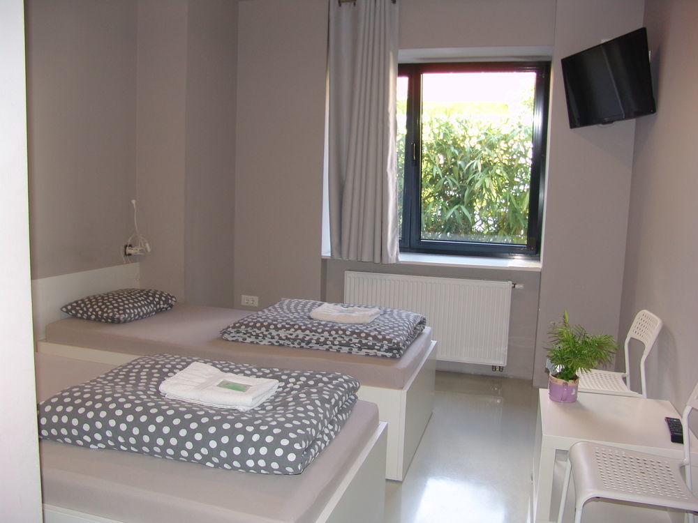 Private Rooms At Hostel63 Zagreb Dış mekan fotoğraf